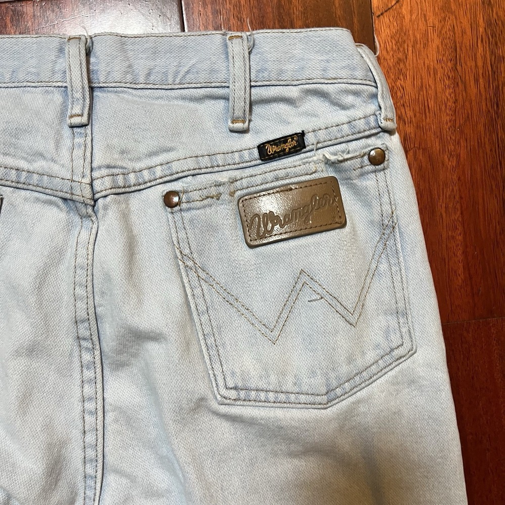 Wrangler Jeans Mens 33x32 (32x31) Light Wash Cowboy Cut Original Fit 1013MWZGH - Picture 4 of 10